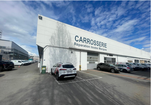 Surface industrielle de 1640m² à louer à Meyrin