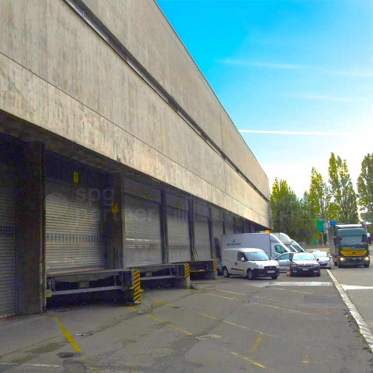 Jeunes 23 - Dépôt logistique de 2'400 m²