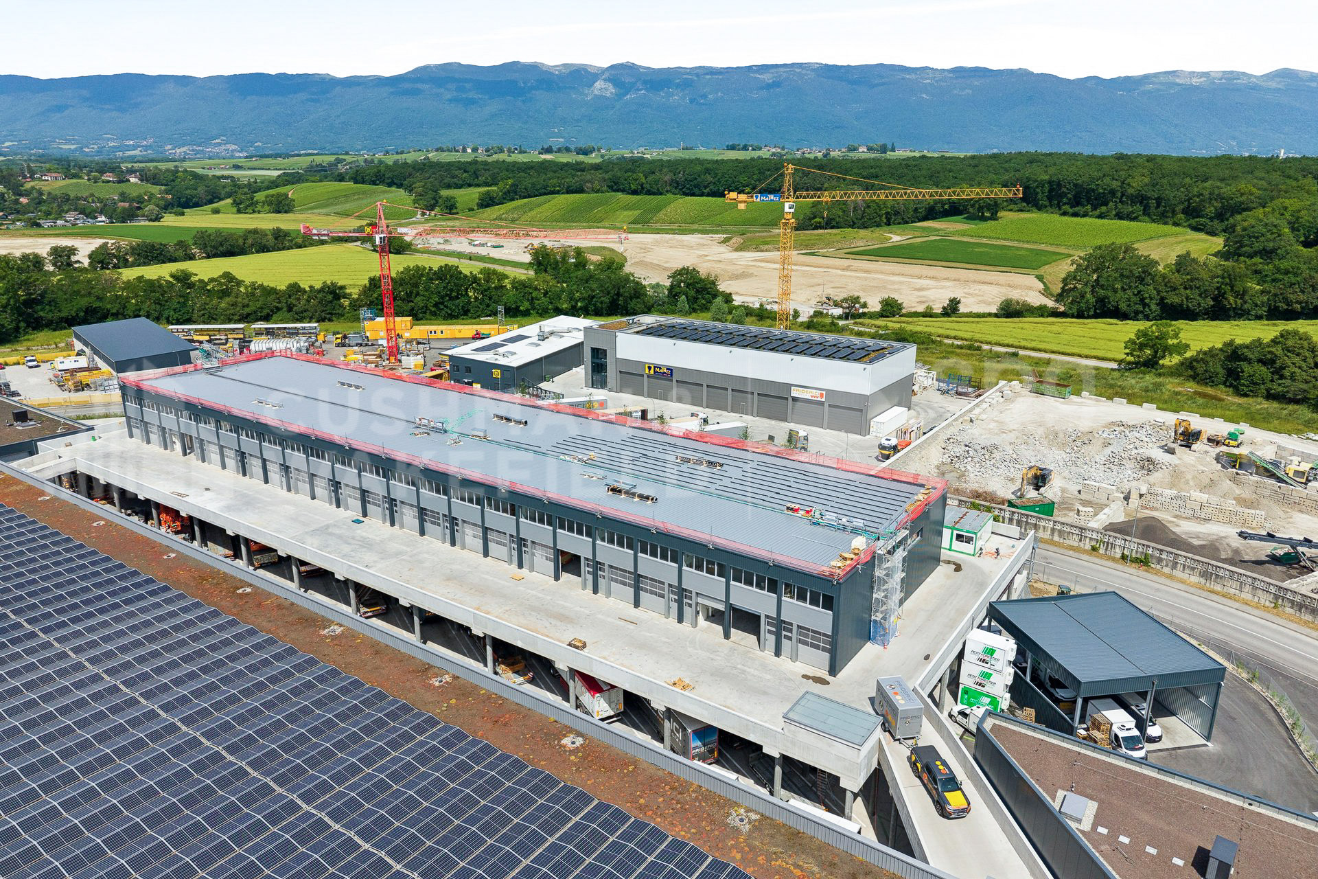 Box artisanaux en zone industrielle de Satigny