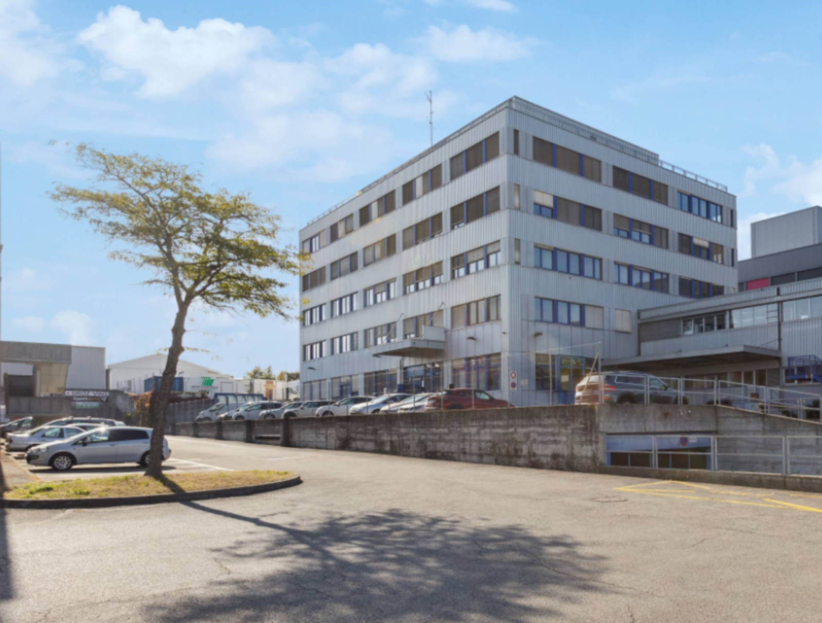 Bureau, Meyrin, Genève - Bureaux aménagé de 886m2 au 4ème étage