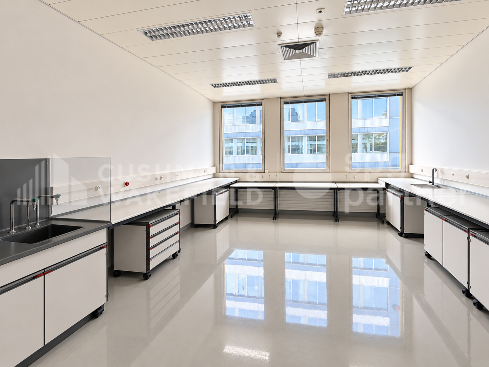 sCTN14 - Bureaux et Laboratoires Biotech équipés